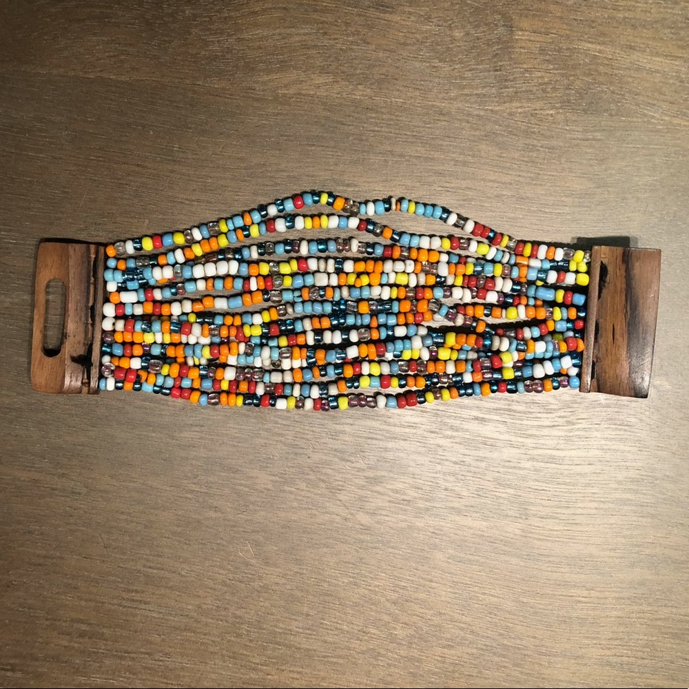 Colorful bead bracelet - Picture 3 of 5